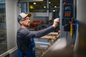 Zerspanungsmechaniker, Job, Stellenausschreibung, Verstärkung, 